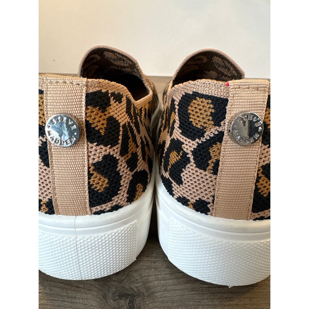 Womens Steve Madden Tan Black Leopard Print Slip On Sneakers Shoes Flats Sz 7.5 - Picture 4 of 9